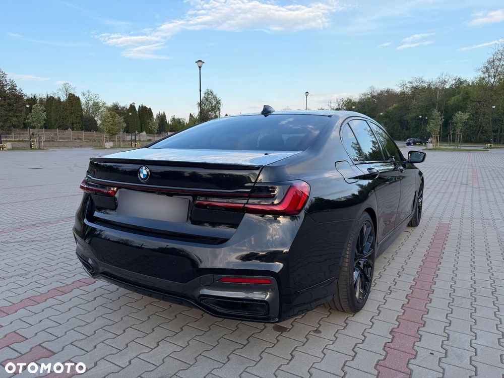 BMW Seria 7 730d xDrive sport - 9