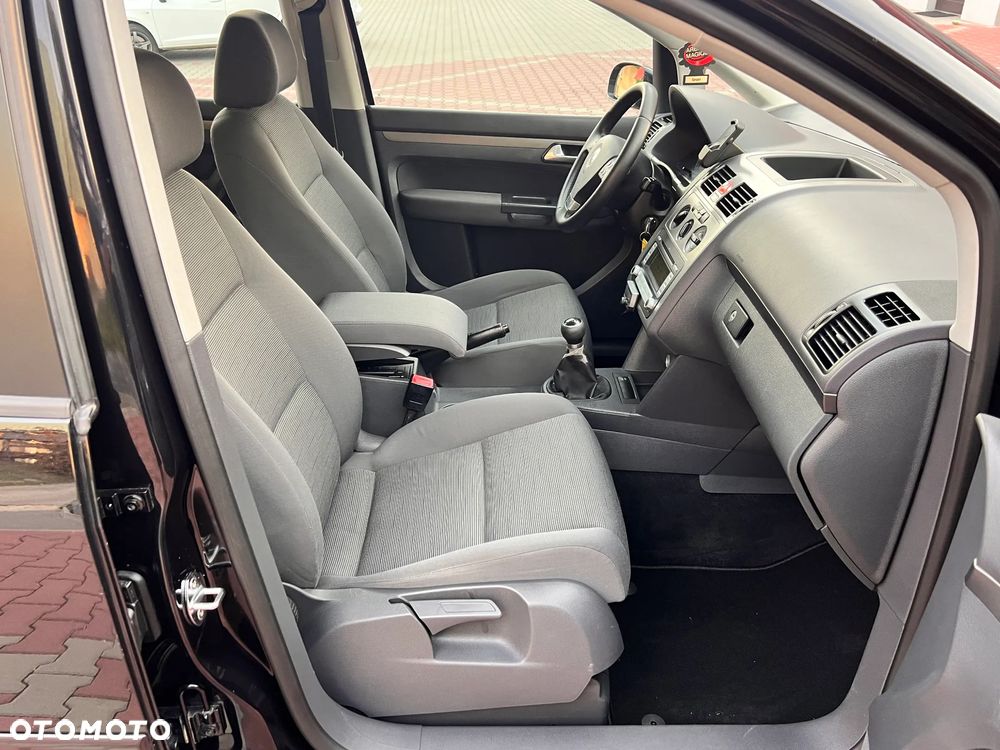 Volkswagen Touran 1.6 Trendline - 21