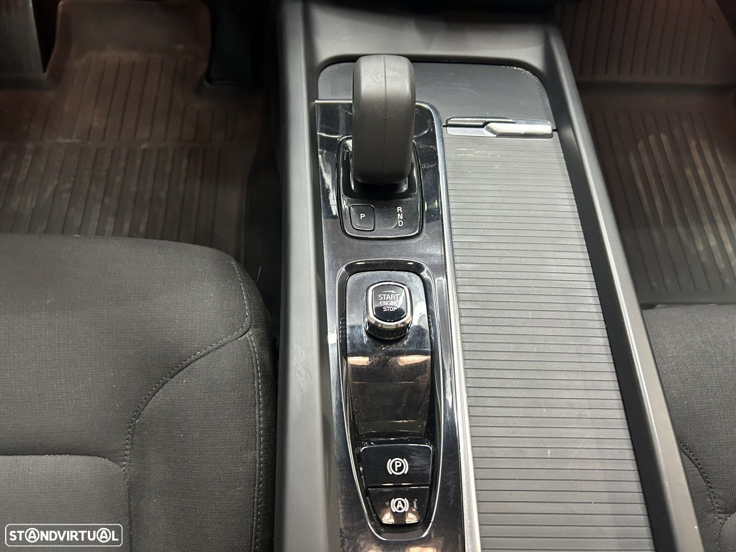 Volvo XC 60 2.0 T6 PHEV Inscription Expression AWD - 18