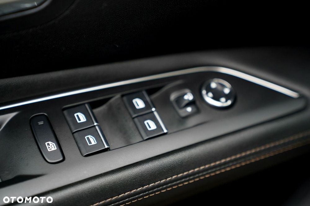 Peugeot 3008 - 19