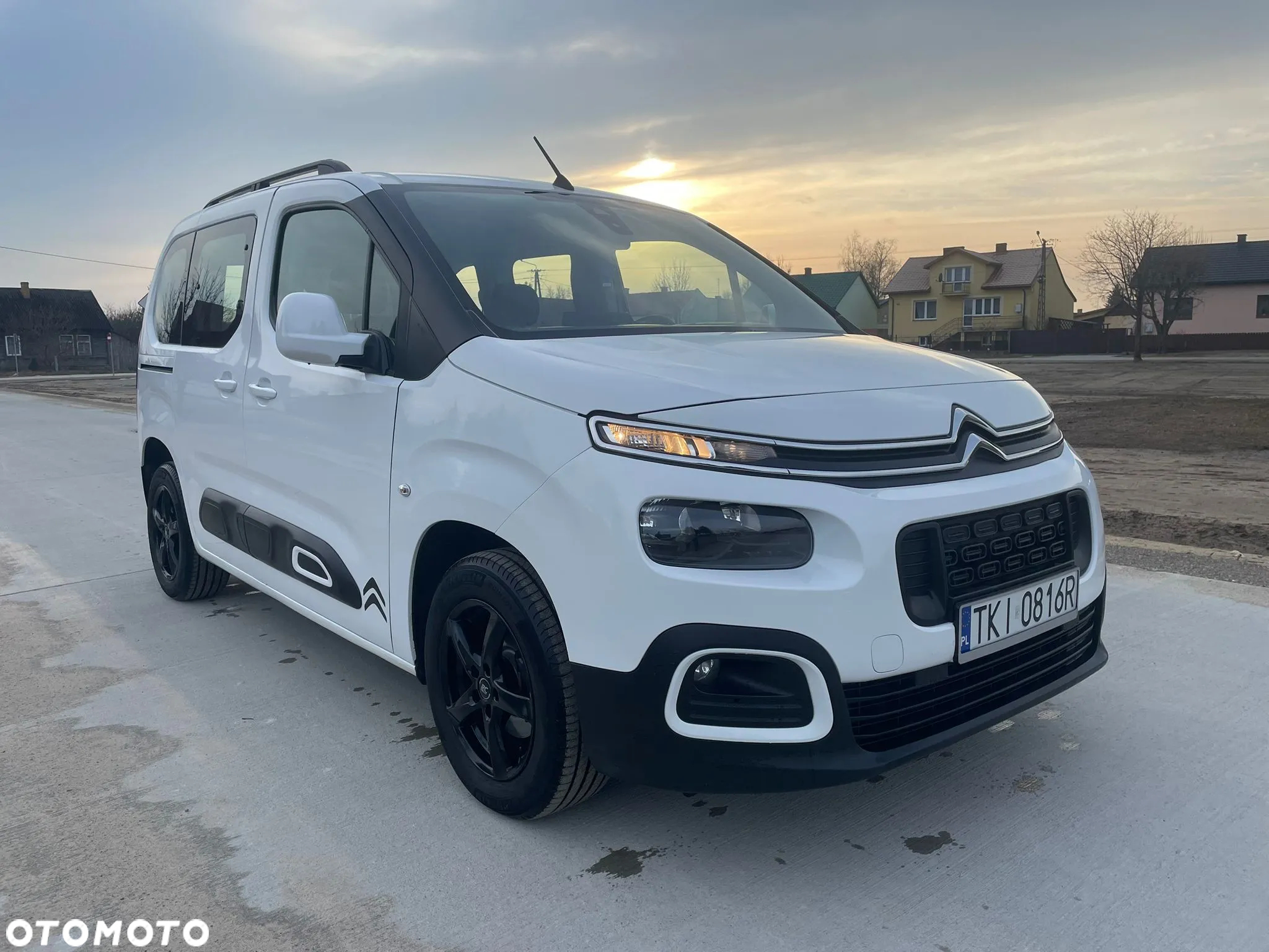 Citroën Berlingo XL 1.5 BlueHDI Shine - 10