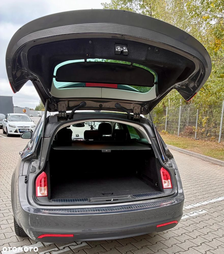 Opel Insignia - 14