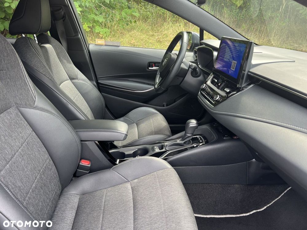 Toyota Corolla 1.8 Hybrid Style - 9
