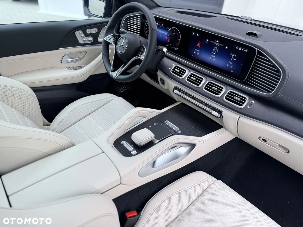 Mercedes-Benz GLE - 28