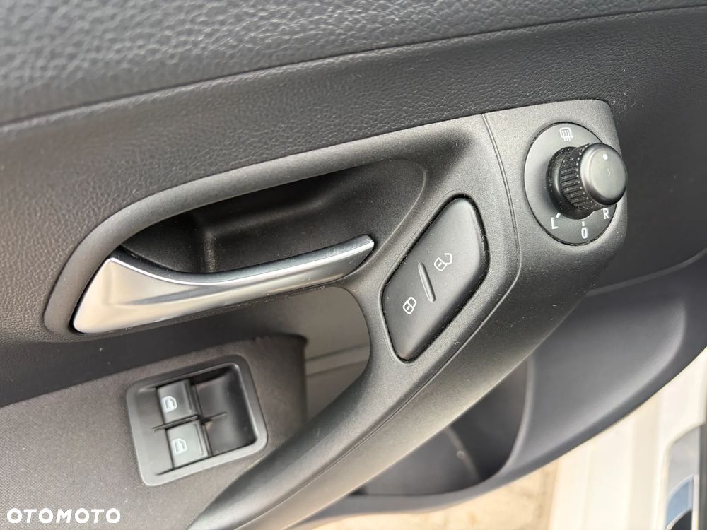 Volkswagen Polo 1.2 Life - 10