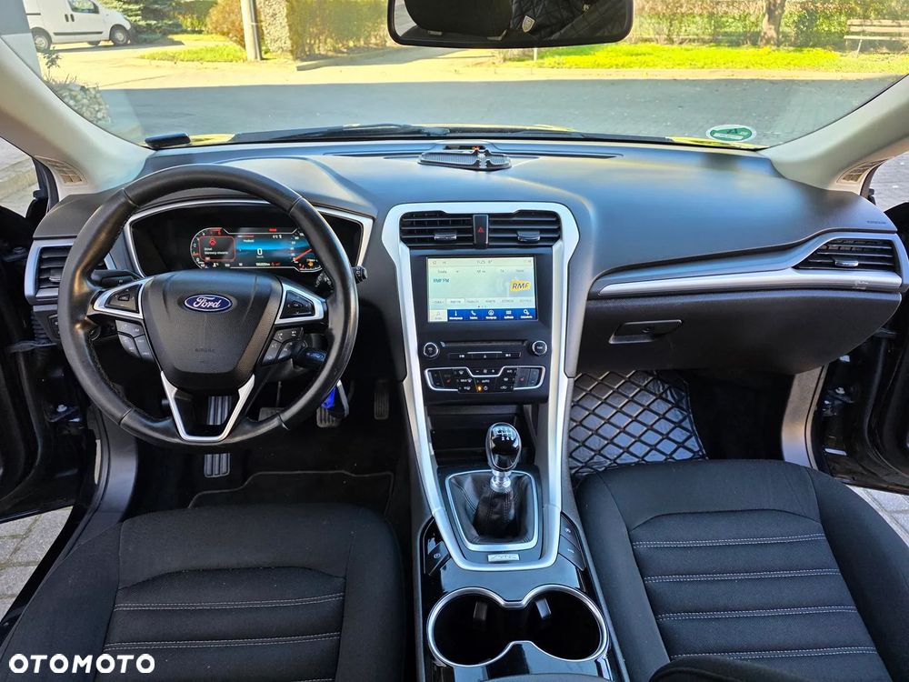 Ford Mondeo 2.0 TDCi Titanium - 34