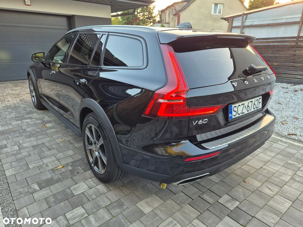 Volvo V60 Cross Country T5 AWD Geartronic Momentum - 7
