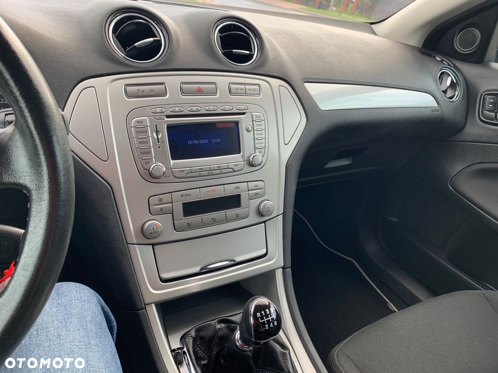 Ford Mondeo 2.0 TDCi EConetic Trend - 20