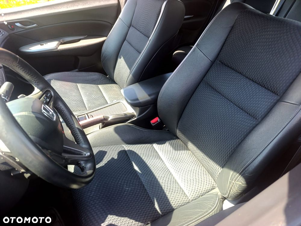 Honda Civic 1.4 i-VTEC i-SHIFT Type S - 14