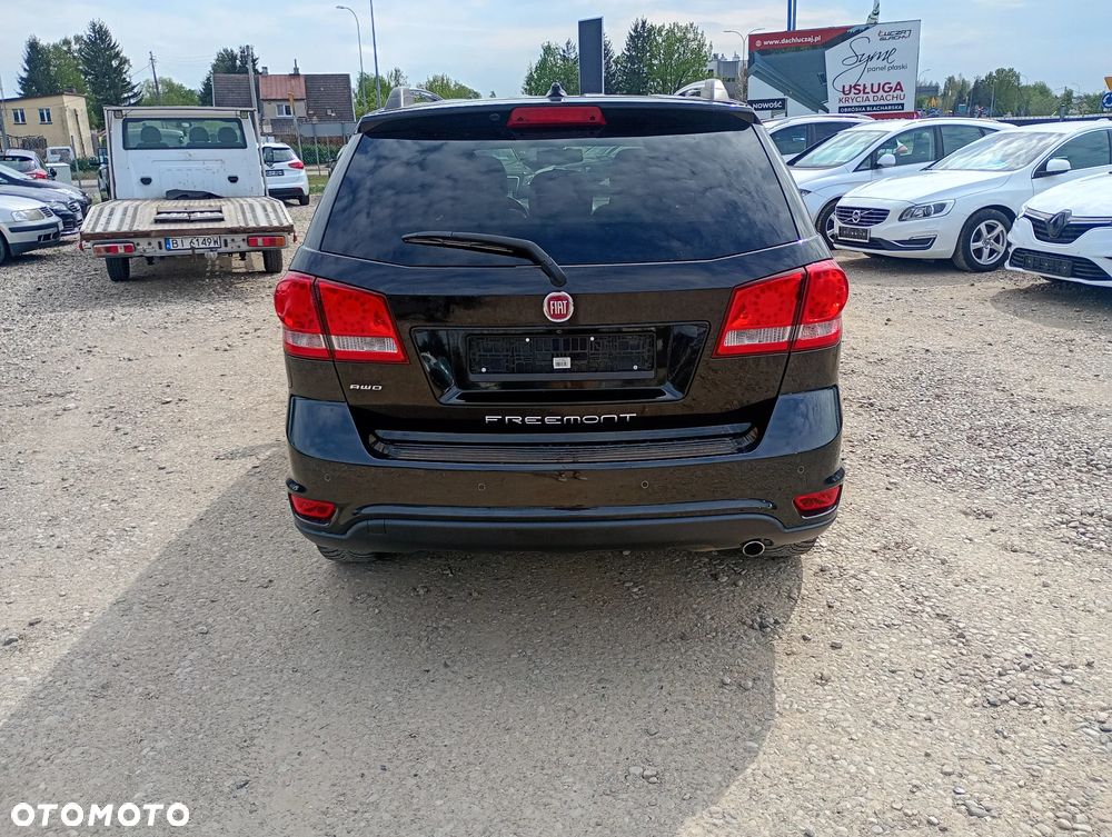 Fiat Freemont 2.0 Multijet 16V DPF Automatik Allrad Lounge - 9