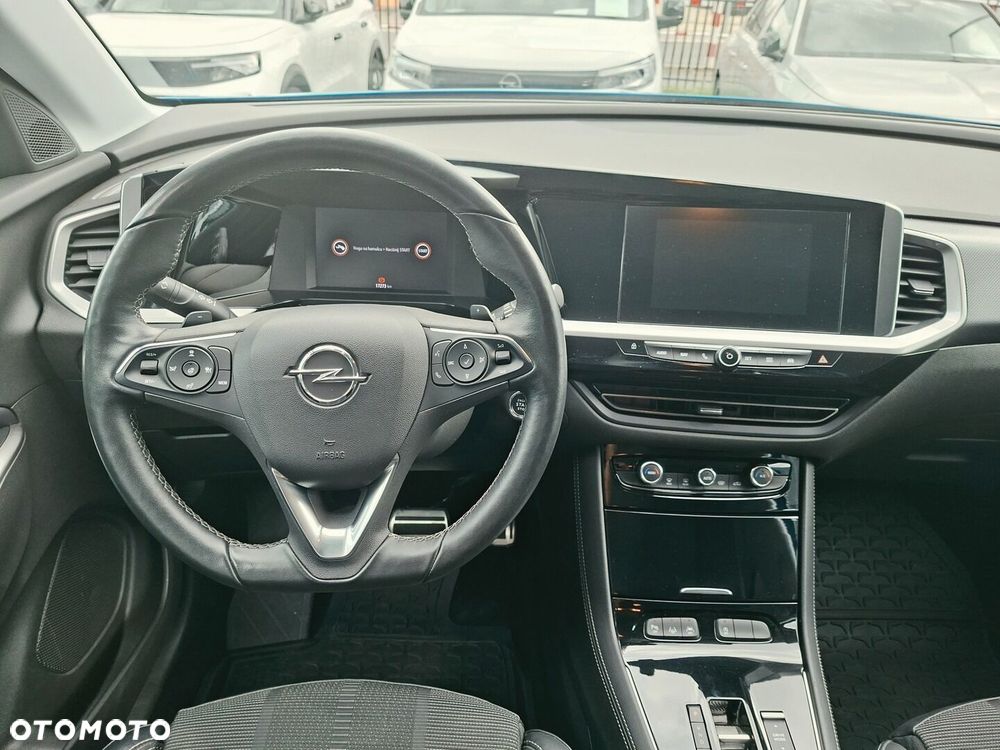 Opel Grandland 1.2 T Business Elegance S&S - 15