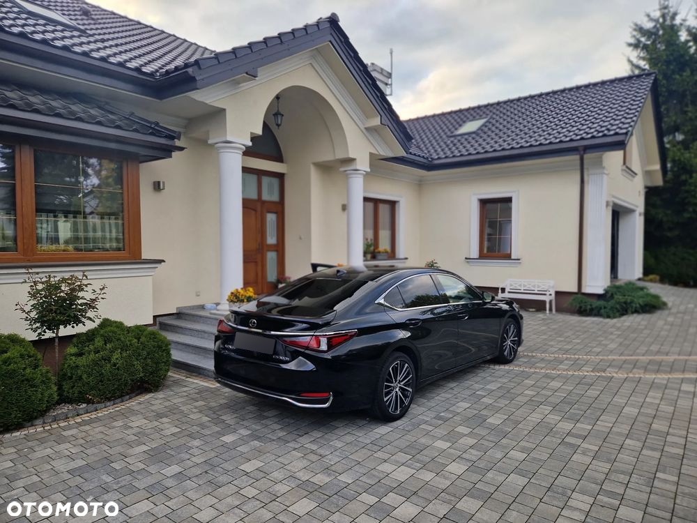 Lexus ES - 23