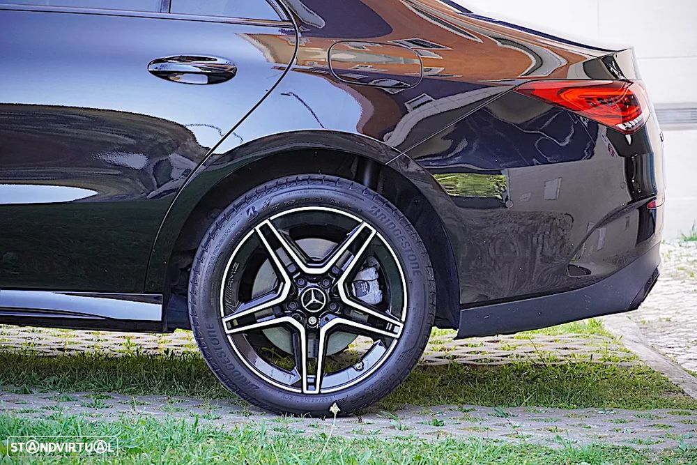 Mercedes-Benz CLA 250 e AMG Line - 38