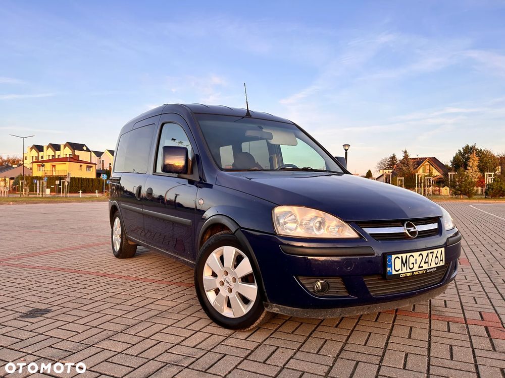 Opel Combo Tour 1.3 CDTI Cosmo - 2