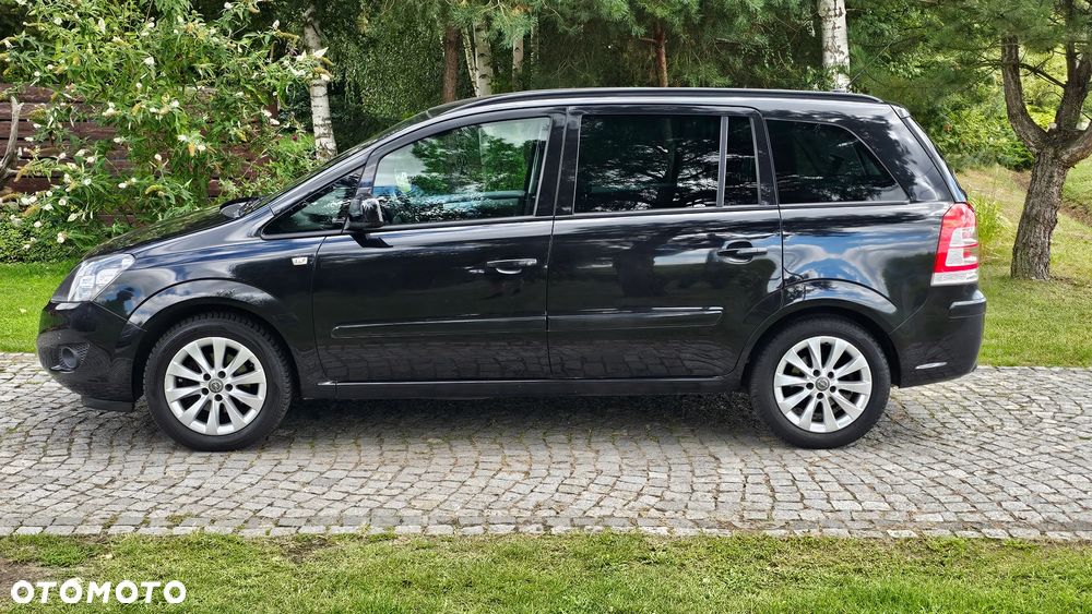 Opel Zafira 1.8 Active - 10