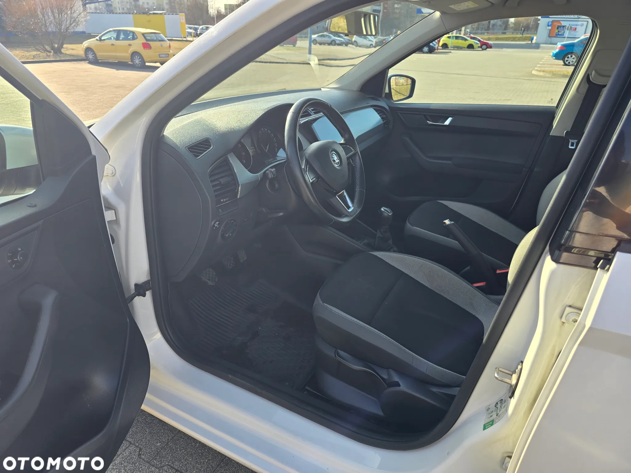 Skoda Fabia 1.0 Ambition - 10