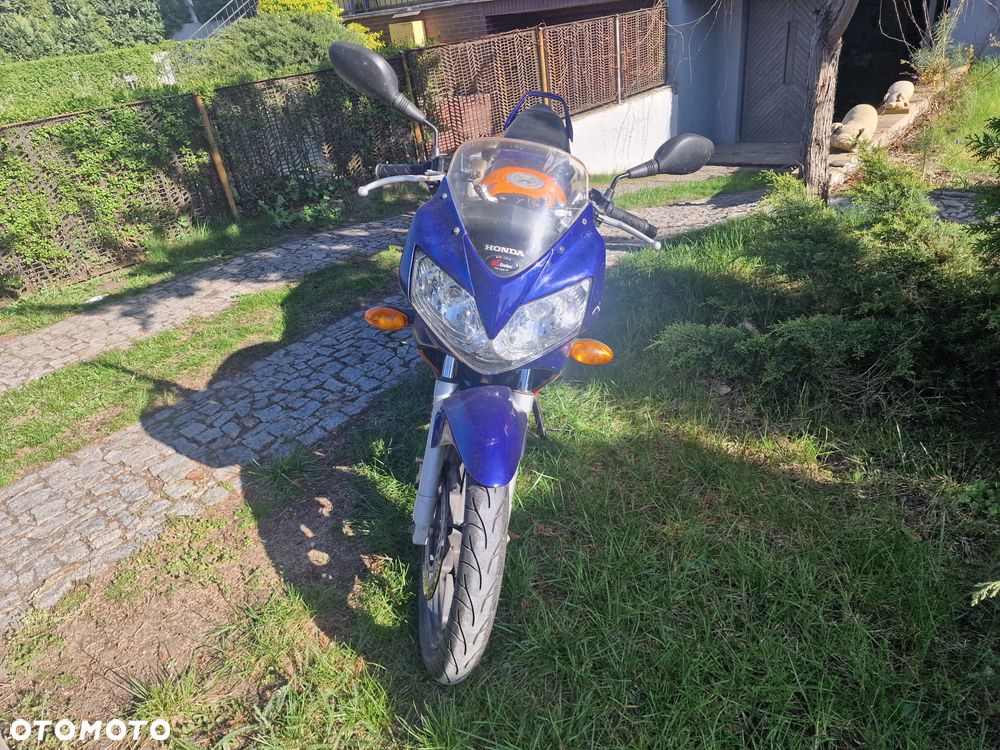 Honda CBR - 7