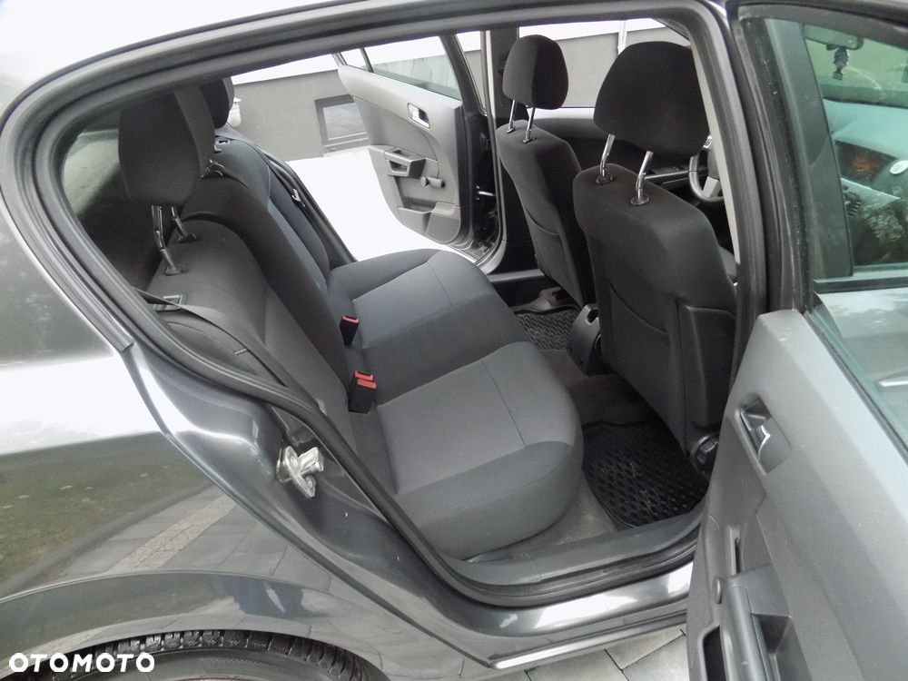 Opel Astra 1.6 Fun - 27