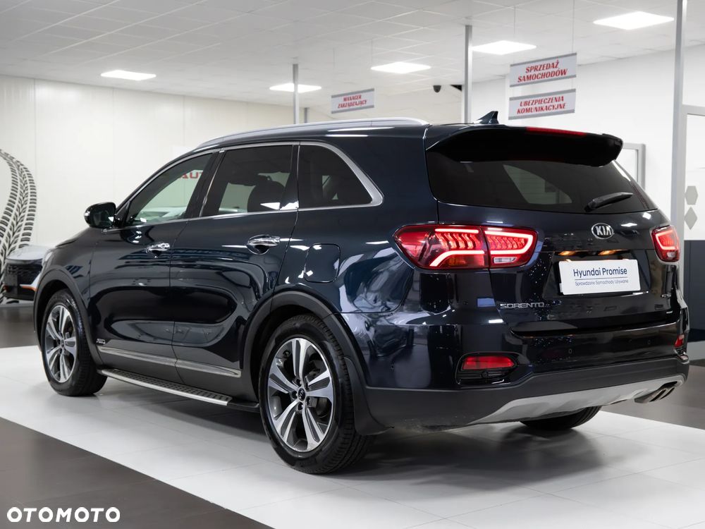 Kia Sorento 2.0 CRDI GT Line - 4