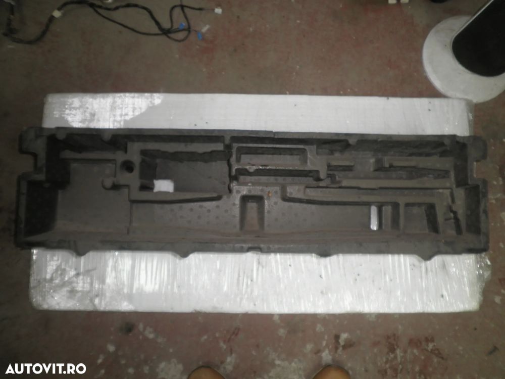 Cutie depozitare portbagaj Mercedes ML W166 A1668990124 - 1