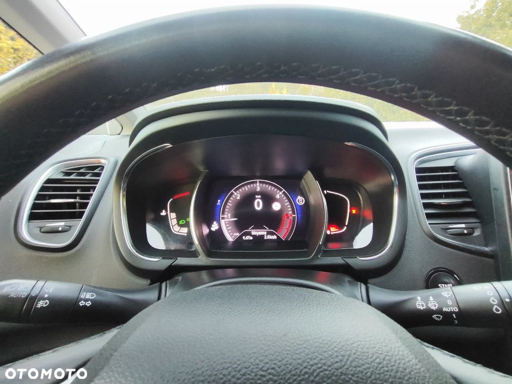 Renault Grand Scenic - 12