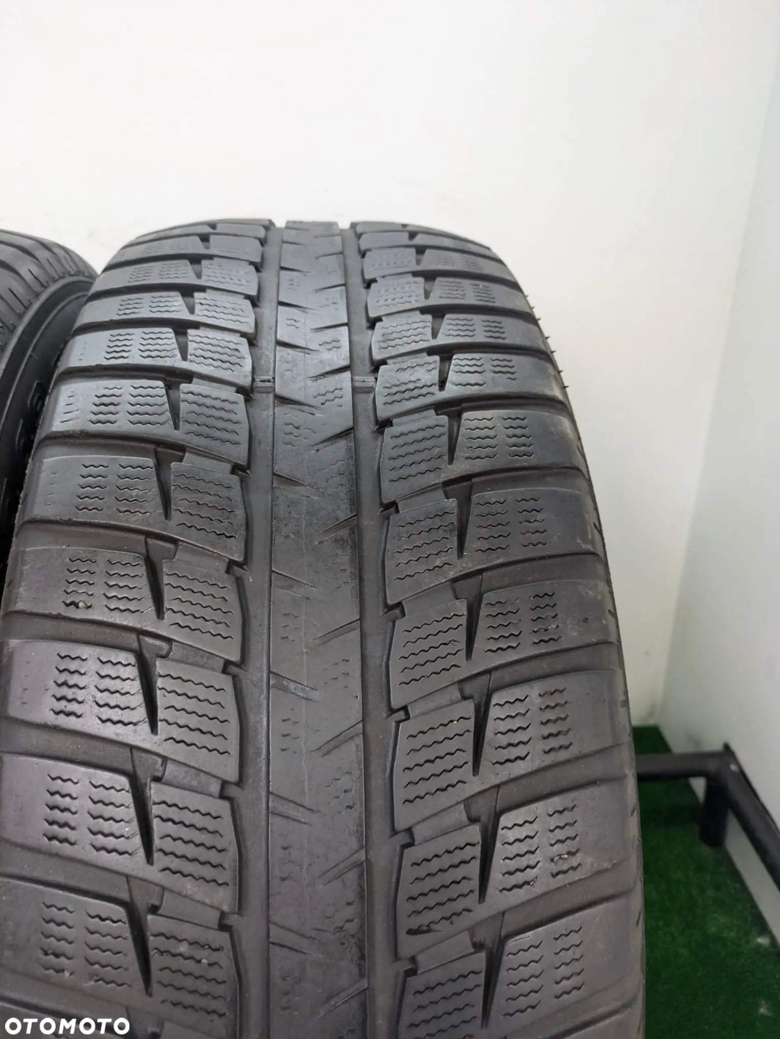 265 60 18 falken eurowinter - 3