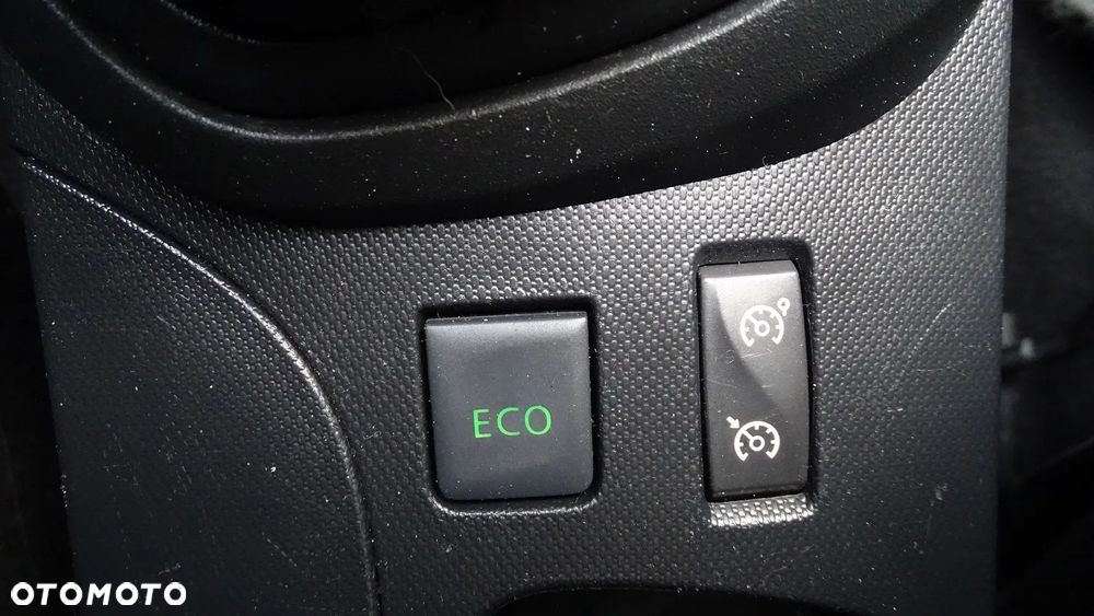 Renault Captur (ENERGY) TCe 90 INTENS - 17