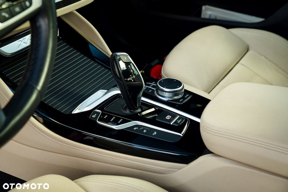 BMW X4 xDrive20d sport - 16