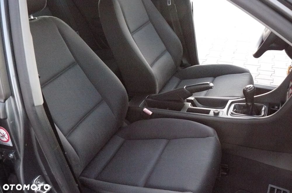 Audi A4 Avant - 25