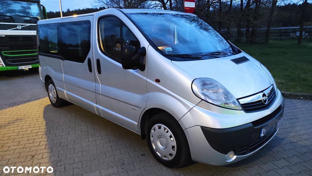 Opel Vivaro L2H1 2.9t - 1