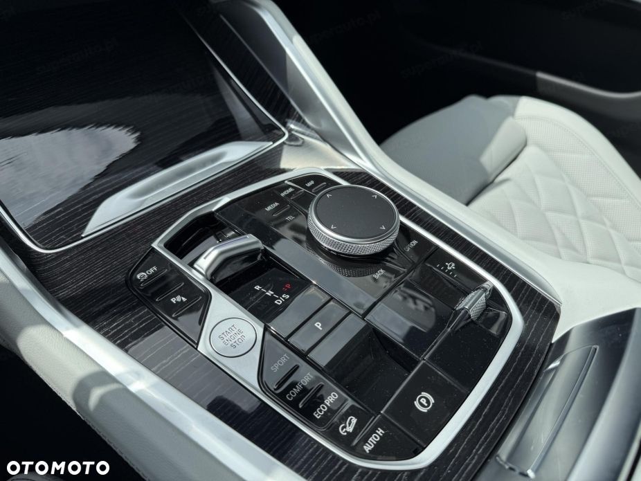 BMW X6 xDrive30d mHEV sport - 13