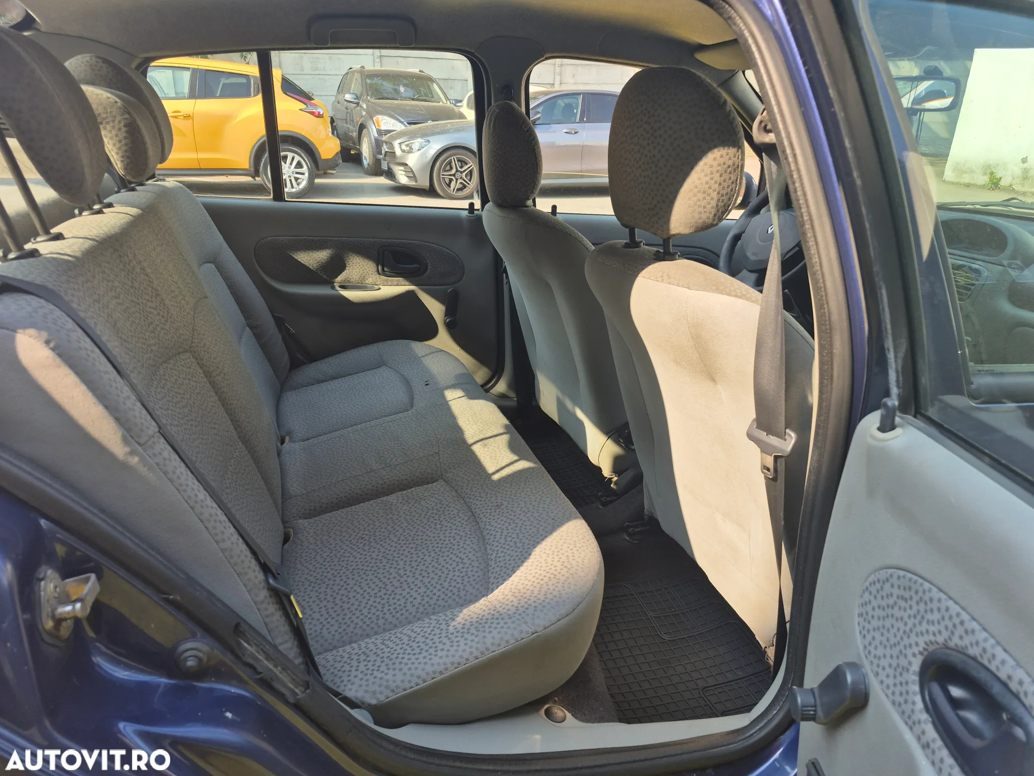 Renault Clio Bicorp 1.4 Expression - 8