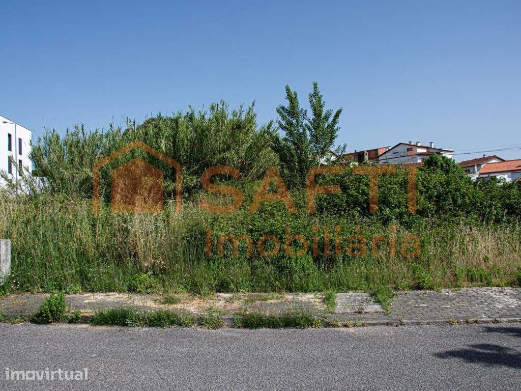 Terreno de 347 m² em Leiria para construir - Grande imagem: 3/3