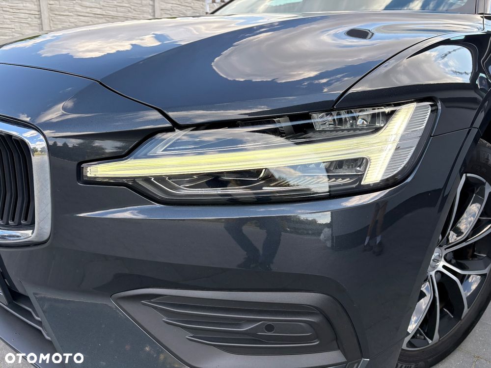 Volvo V60 D3 Momentum Pro - 21