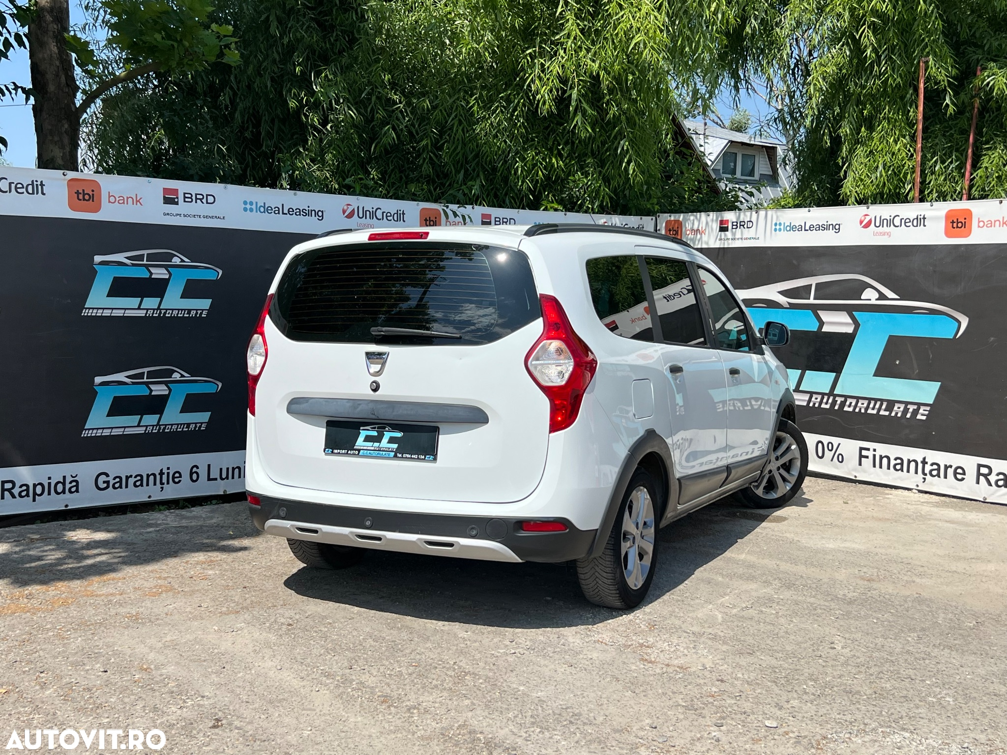 Dacia Lodgy TCe 115 Stepway - 6