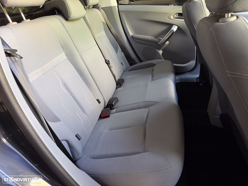 Peugeot 208 1.4 VTi Allure - 8