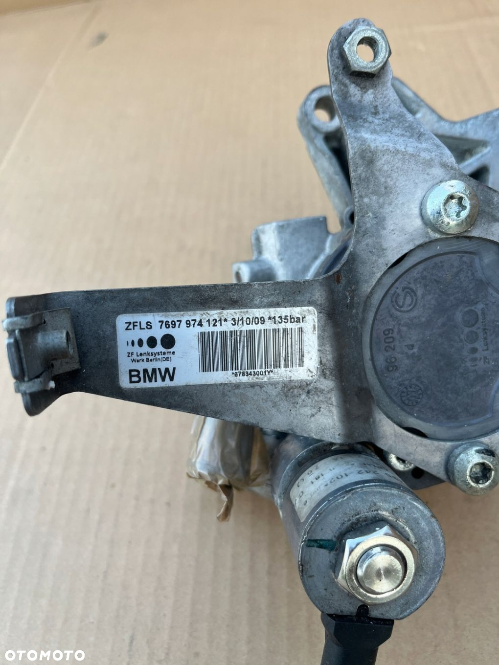 POMPA WSPOMAGANIA BMW E60,E61,E63 3.0D LCI 08r. - 3