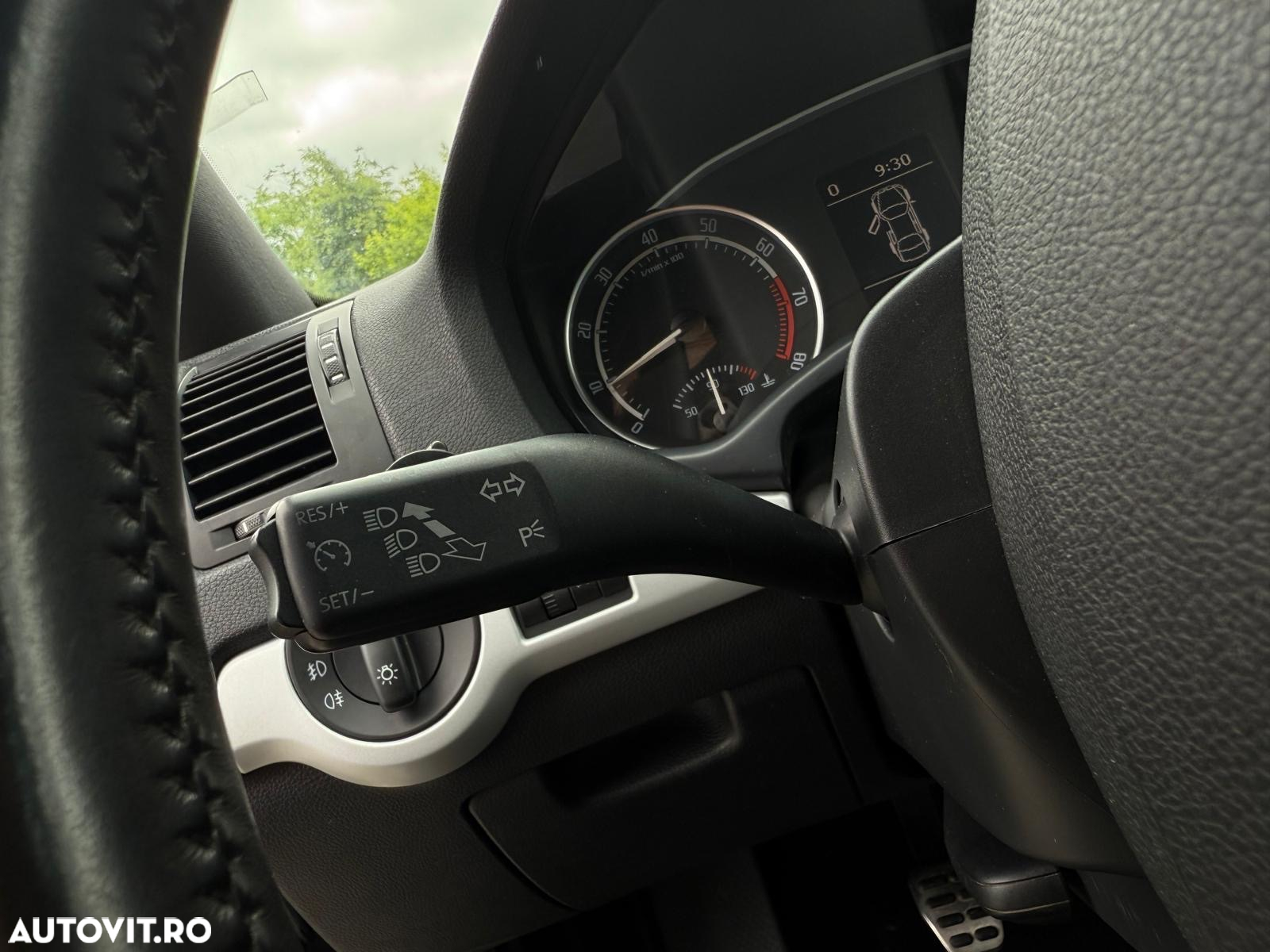 Skoda Octavia 2.0 FSI Turbo RS - 24