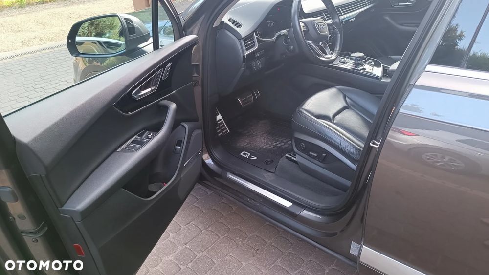 Audi Q7 - 28