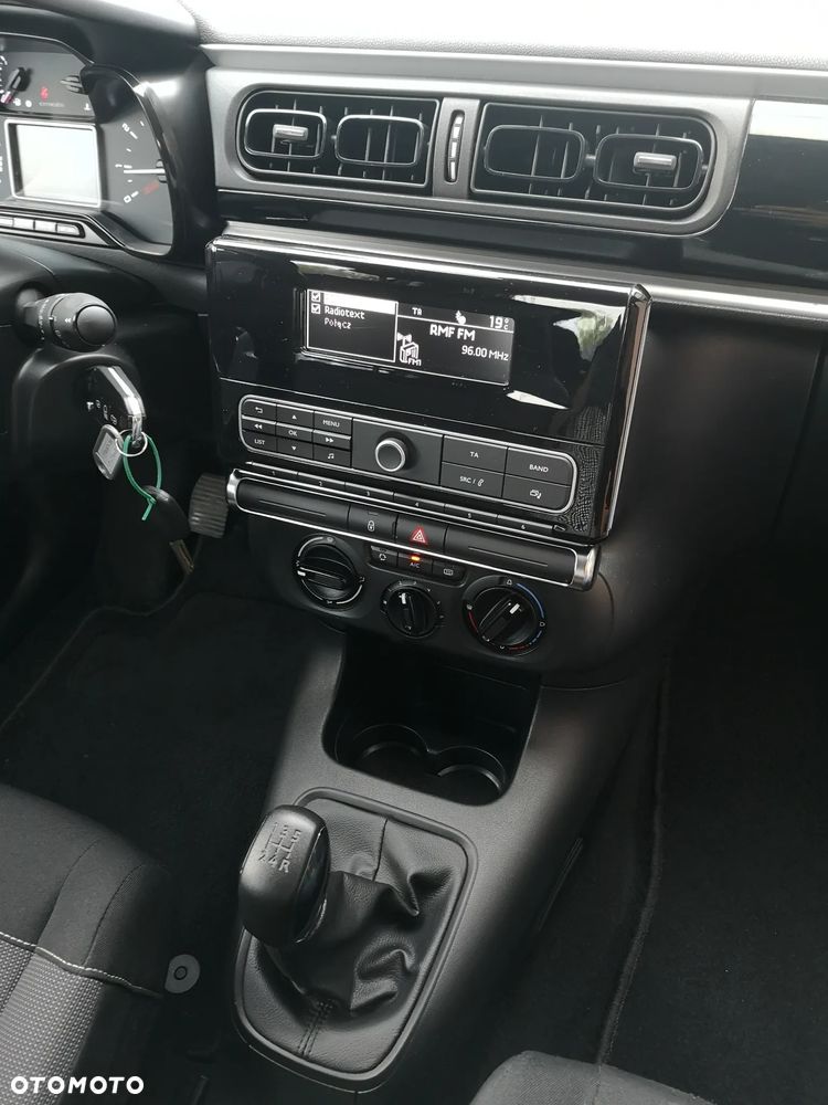 Citroën C3 Pure Tech 82 FEEL - 17