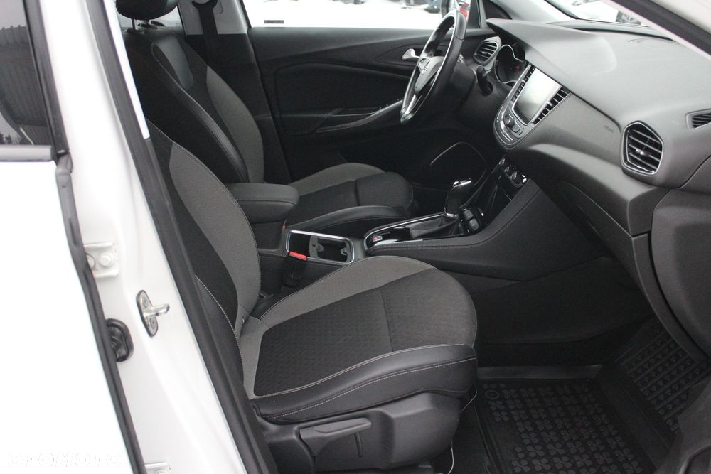 Opel Grandland X 1.2 T Elite S&S - 10