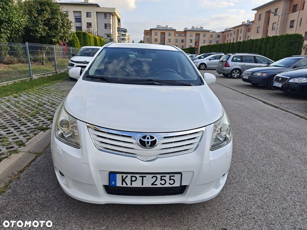 Toyota Avensis 2.0 Sol EU5 - 2