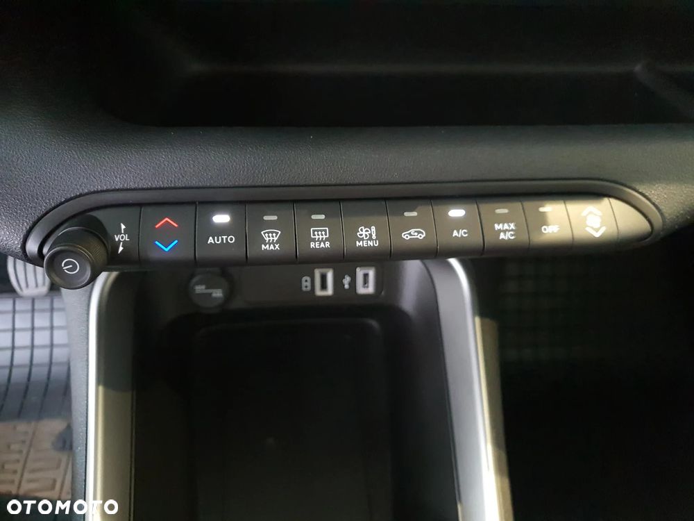 Jeep Avenger 1.2 GSE T3 Altitude FWD - 15