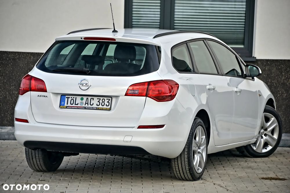 Opel Astra 1.6 Active - 19