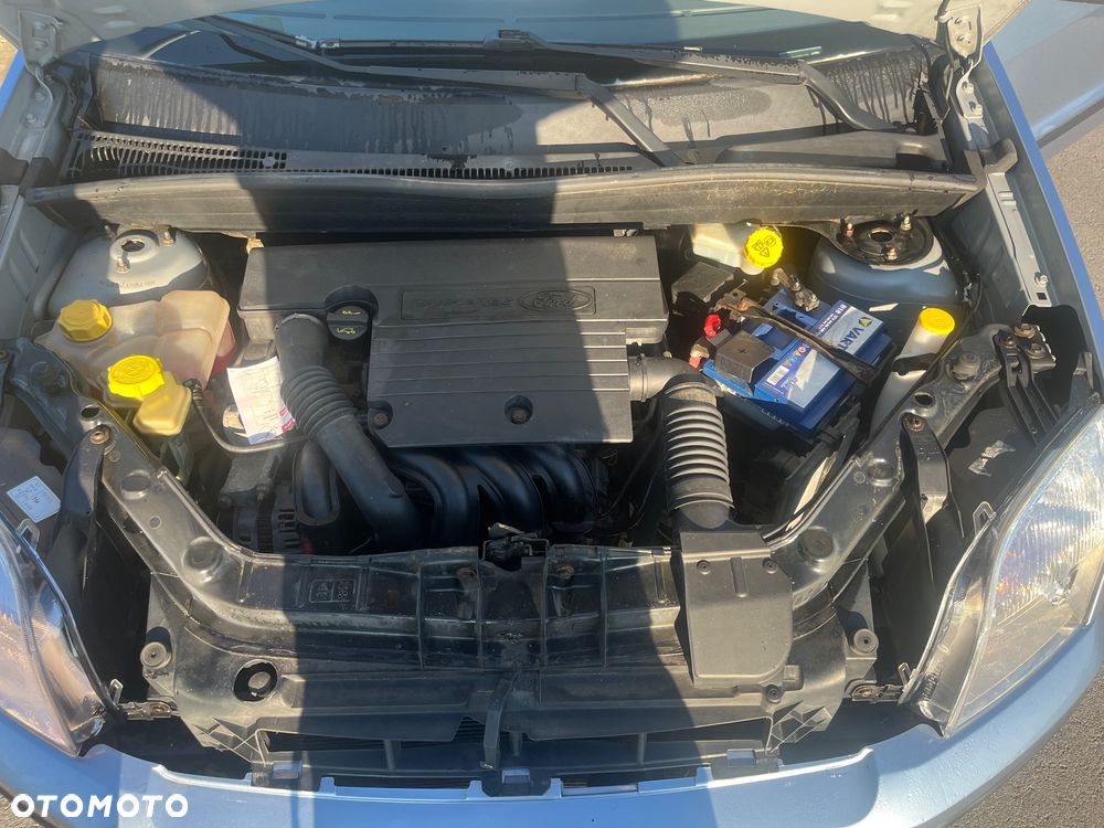 Ford Fusion 1.4 Elegance - 10