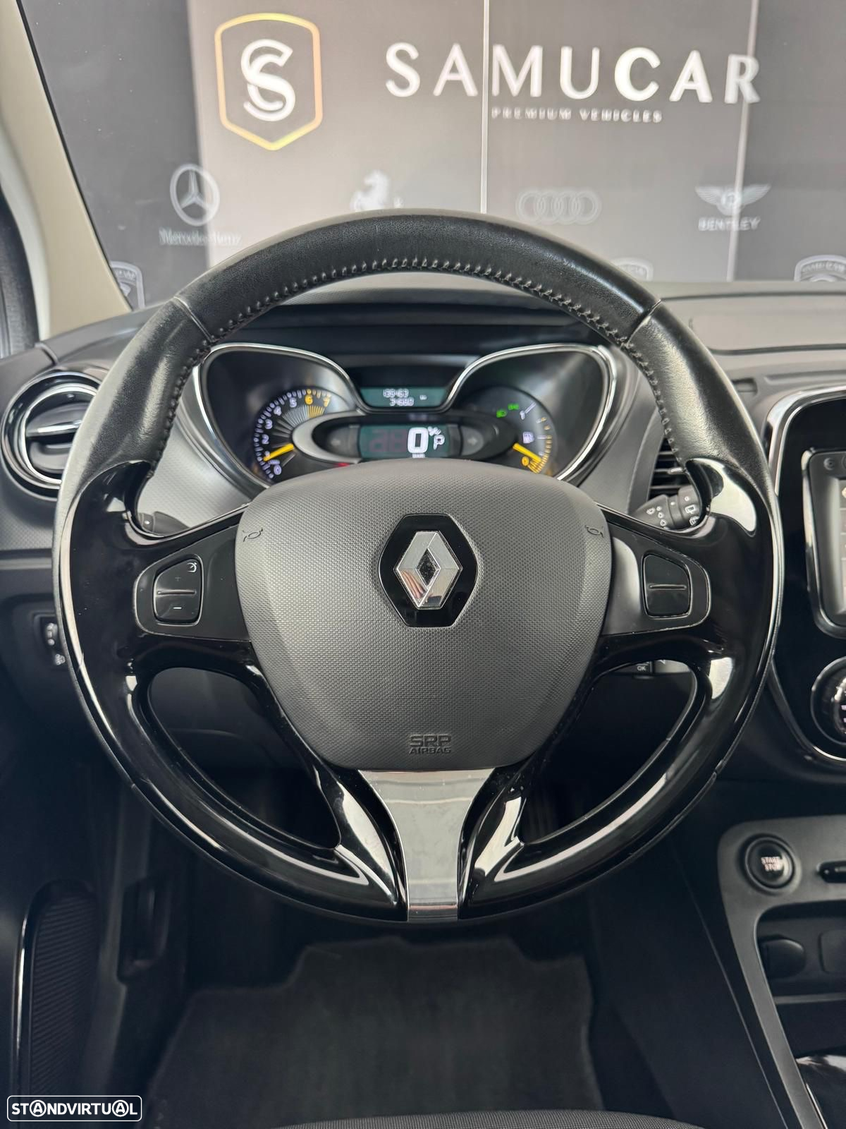 Renault Captur 1.2 TCe Exclusive EDC - 9