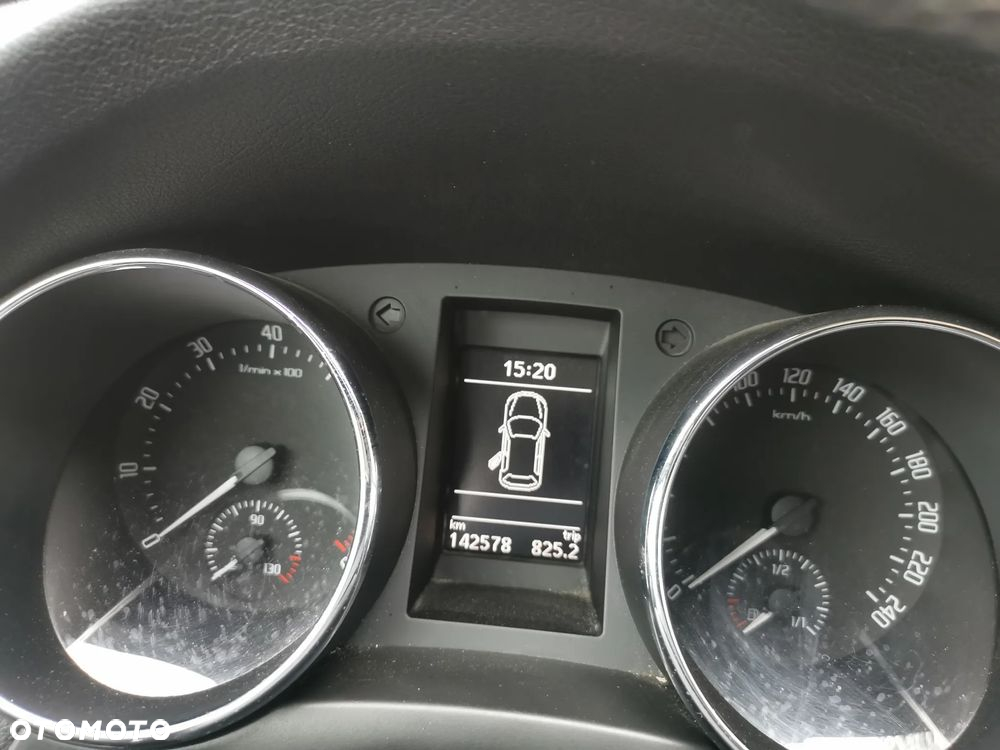 Skoda Yeti 1.2 TSI DSG Elegance - 10