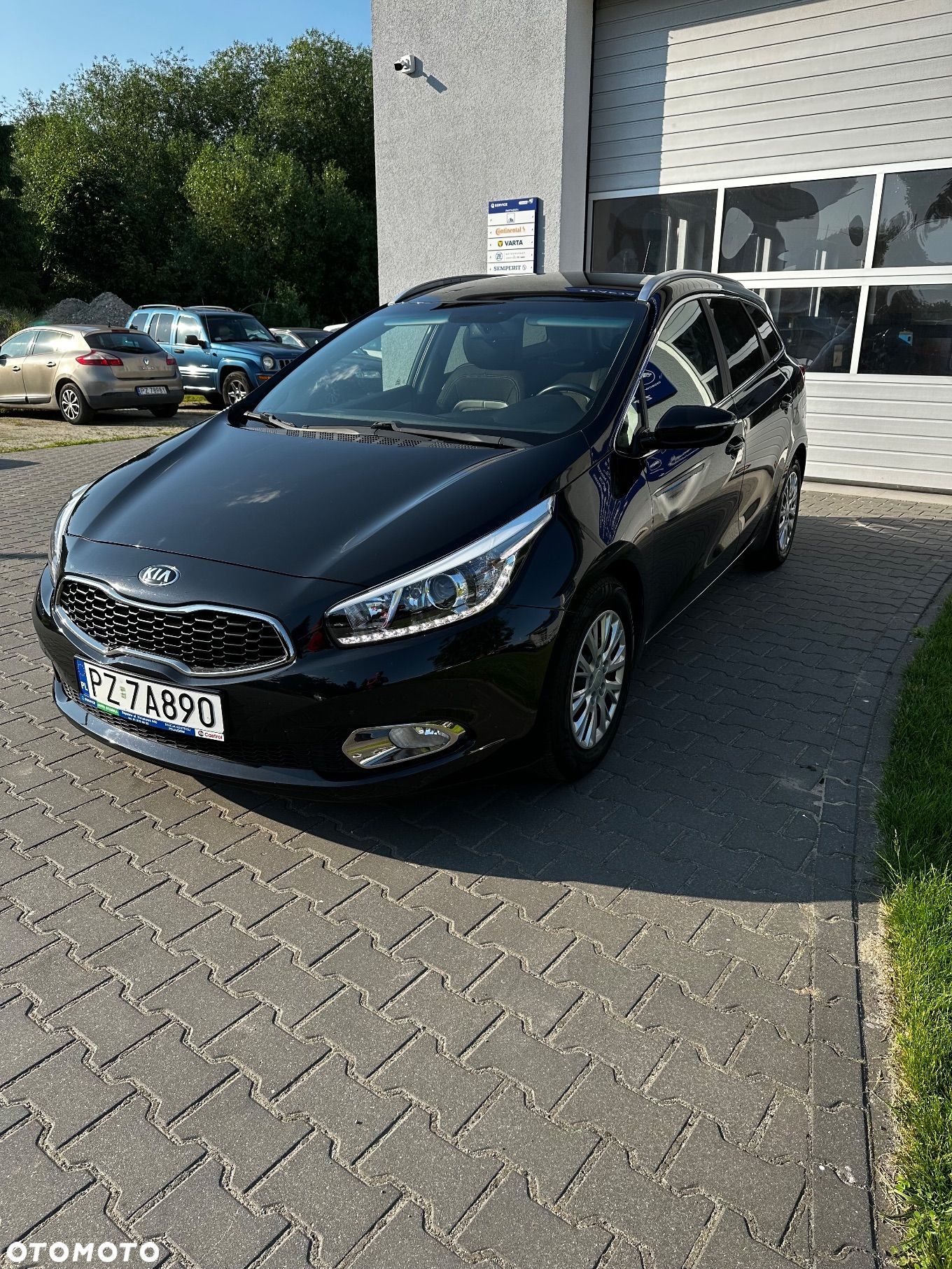 Kia Ceed Cee'd 1.6 GDI Business Line - 1