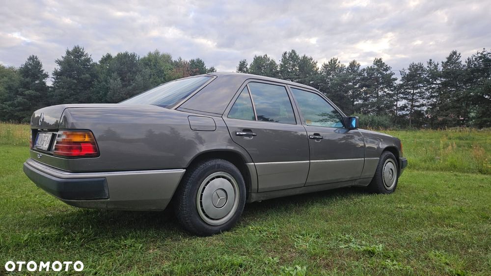 Mercedes-Benz W124 (1984-1993) - 3