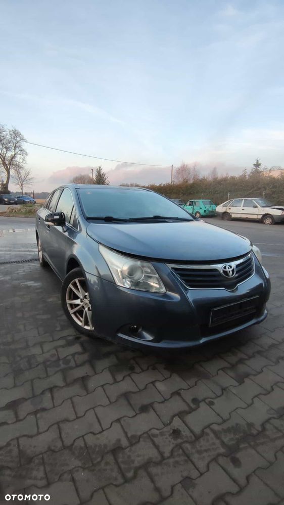 TOYOTA AVENSIS Kombi (_T27_) 2010 2.0 D-4D 126 KM 1AD-FTV 8U5